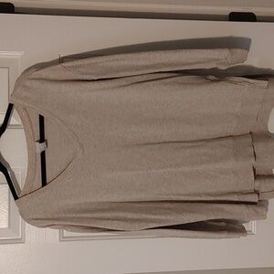 Chico's Zenergy Long Sleeve Top Women's 16/18 Light Tan Side Slit Casual Lounge